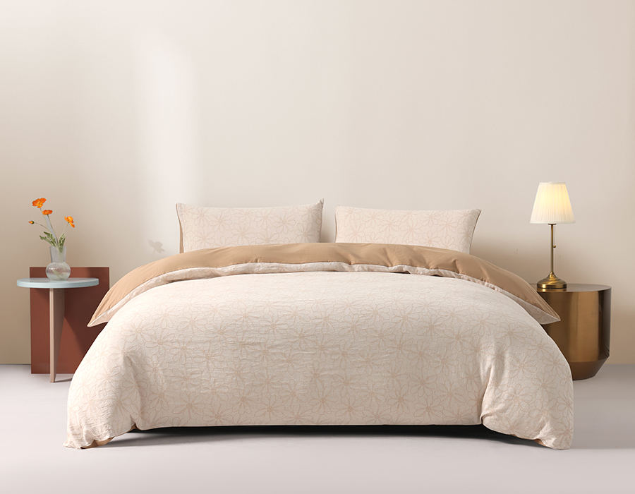 Home Four Seasons Bedding Set