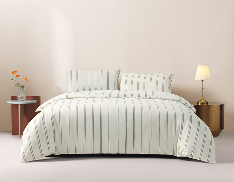 Home Four Seasons Bedding Set